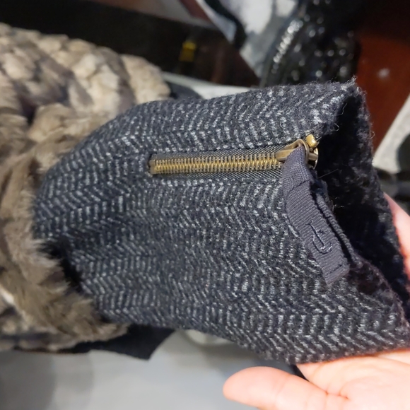 Juicy Couture Crop Jacket - Picture 4 of 7